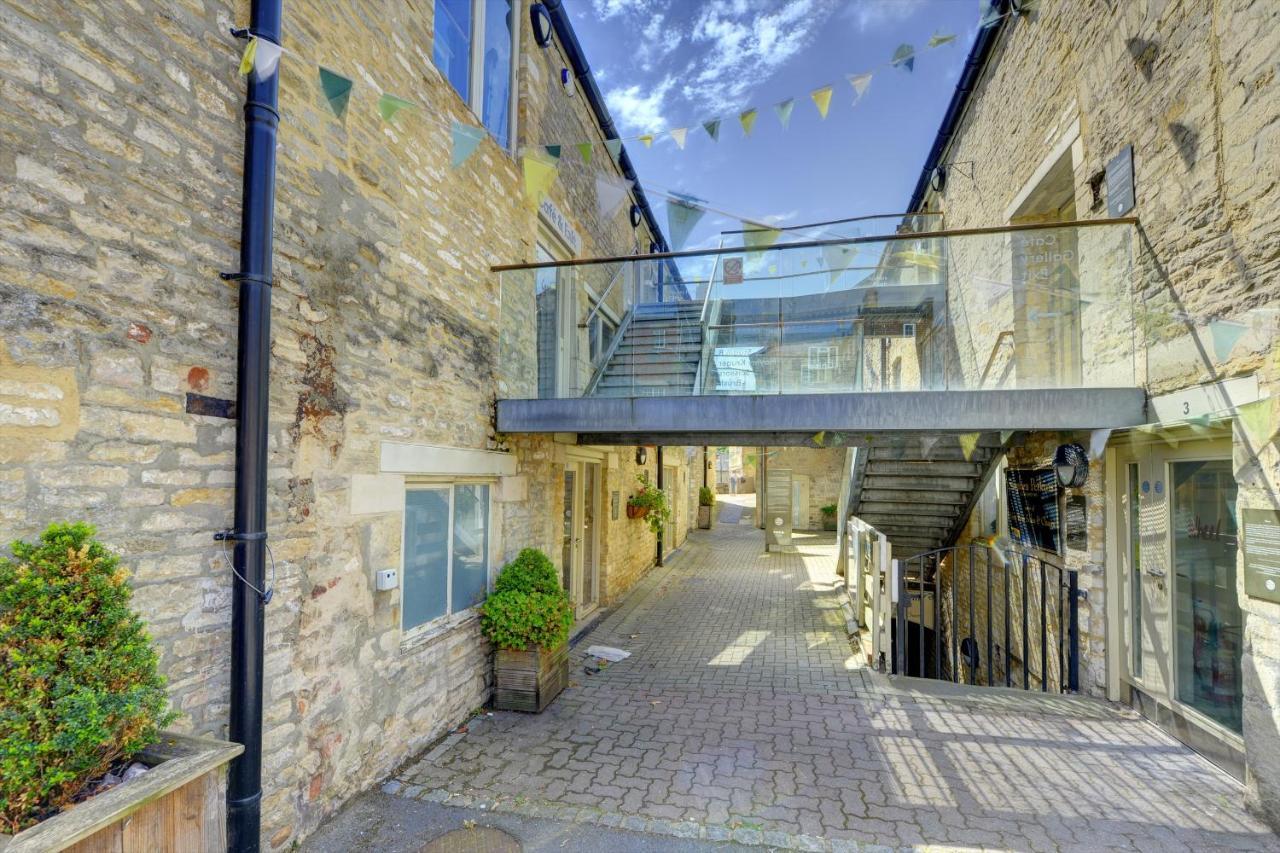 Corinium Lodge Cirencester Exterior foto